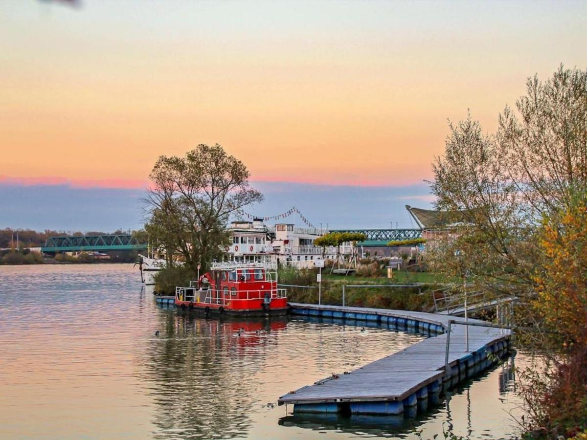 Ferienwohnung Donaublick Mit Terrasse Tulln An Der Donau Exterior foto